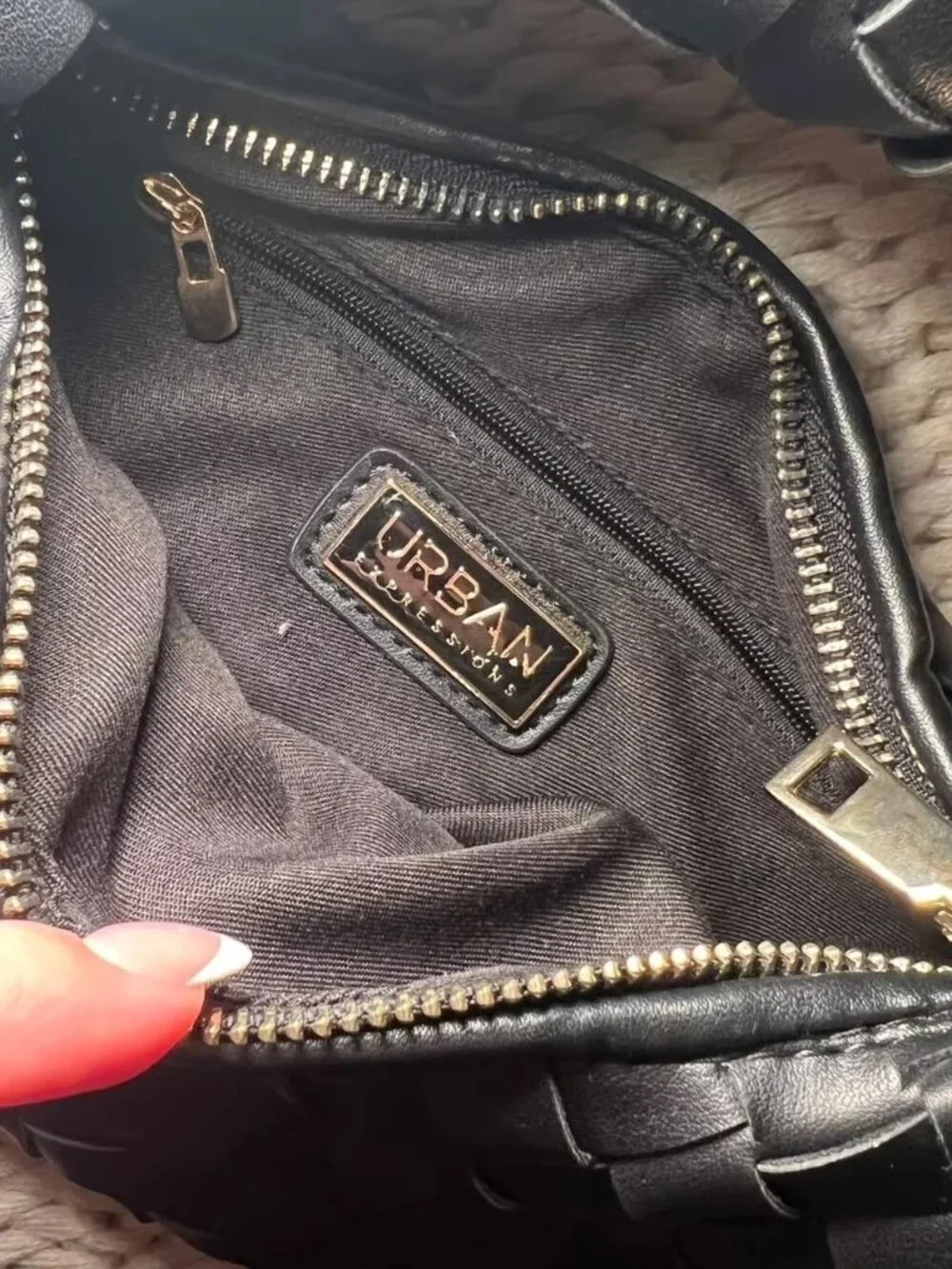 Urban Expressions Tracy Bag Woven Knot Hobo Purse Vegan Handbag Black